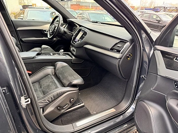 Volvo XC90, 2019г, полный привод, автомат