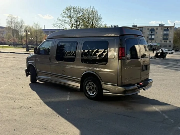 Chevrolet Express, 2001г., задний привод, автомат