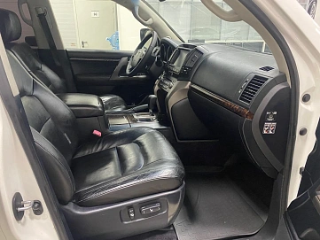 Toyota Land Cruiser, 2011г, полный привод, автомат