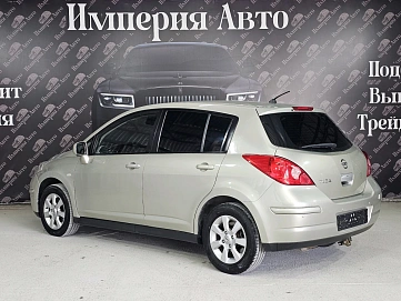 Nissan Tiida, 2008г, передний привод, автомат