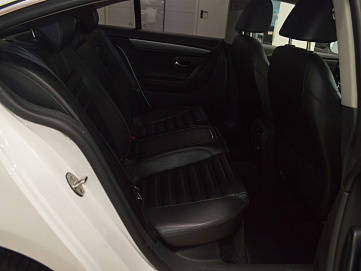 Volkswagen Passat CC, 2010г, передний привод, робот