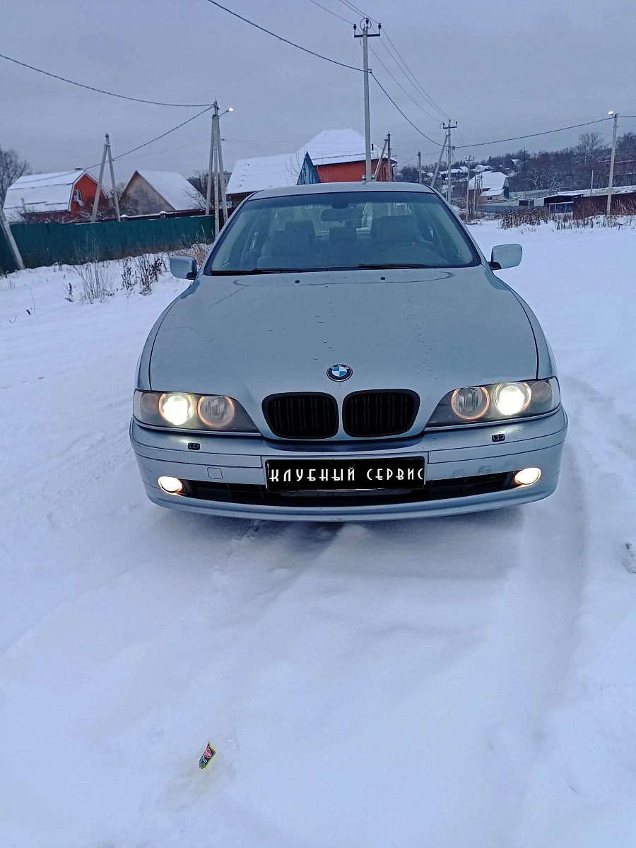 BMW 5 серии, 2002г., задний привод, автомат