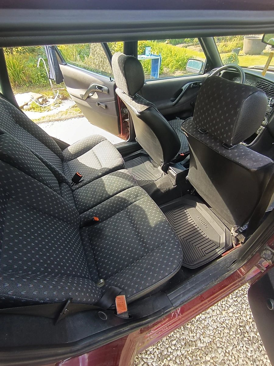 Volkswagen Passat, 1994г., передний привод, механика