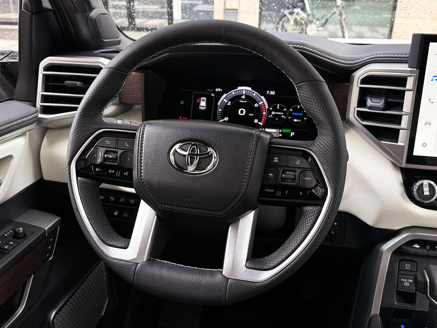 Toyota Sequoia, 2025г., полный привод, автомат