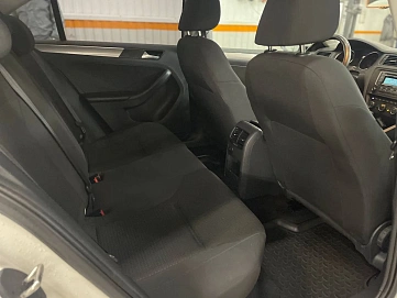 Volkswagen Jetta, 2015г, передний привод, автомат