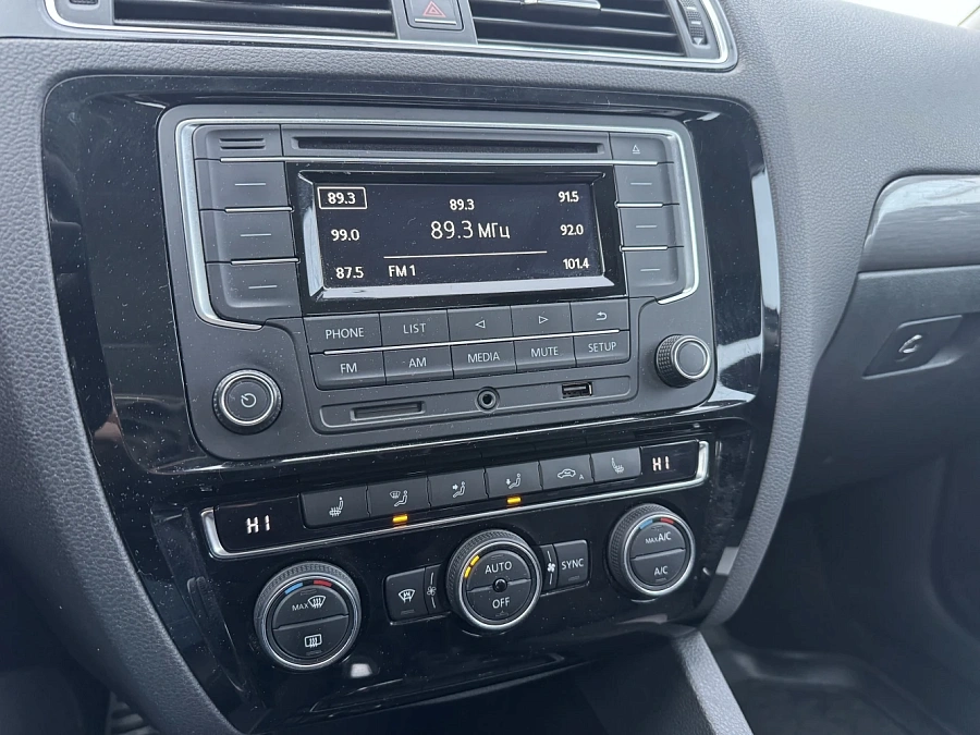 Volkswagen Jetta, 2017г., передний привод, робот