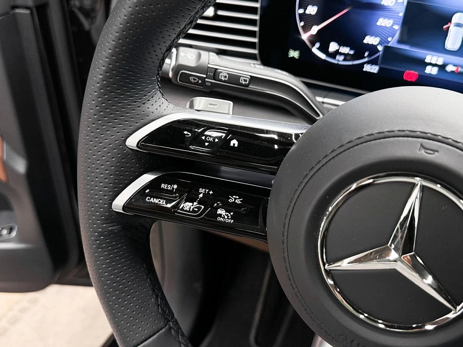 Mercedes-Benz GLS, 2025г., полный привод, автомат