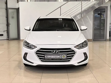Hyundai Elantra, 2018г, передний привод, механика