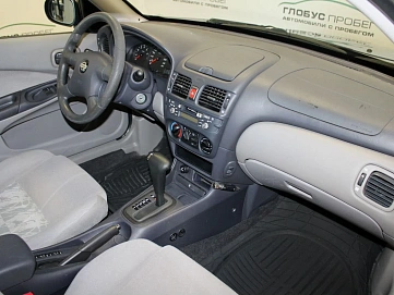 Nissan Almera, 2002г, передний привод, автомат