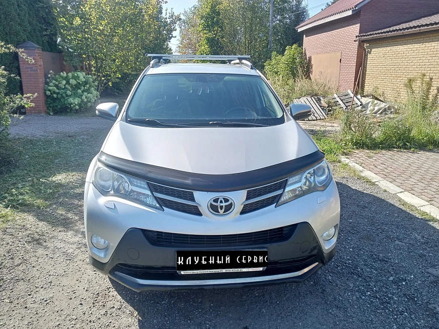 Toyota RAV4, 2014г., полный привод, вариатор