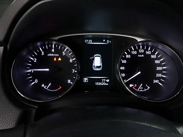 Nissan X-Trail, 2015г, передний привод, вариатор