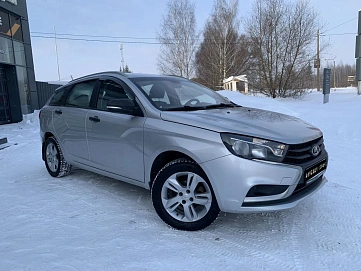 Lada (ВАЗ) Vesta, 2021г, передний привод, механика
