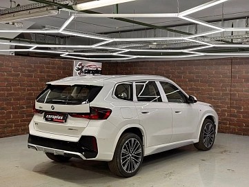 BMW X1, 2025г, полный привод, робот