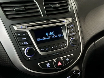 Hyundai Solaris, 2015г, передний привод, автомат