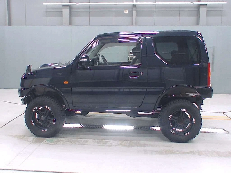 Suzuki Jimny, 2011г., полный привод, механика