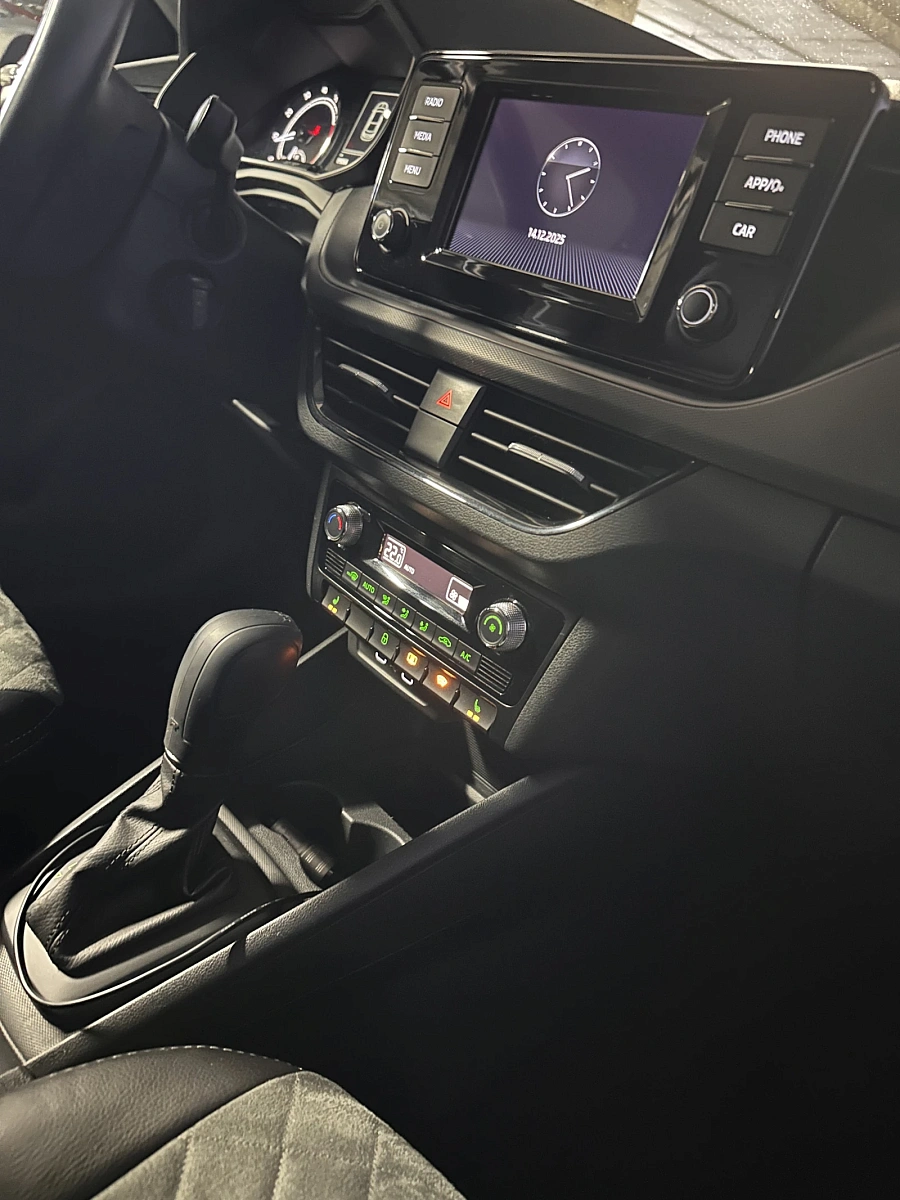 Skoda Rapid, 2021г., передний привод, автомат