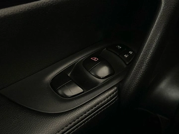 Nissan X-Trail, 2016г, передний привод, вариатор