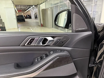 BMW X5, 2021г, полный привод, автомат