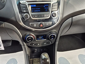 Hyundai Solaris, 2014г, передний привод, автомат