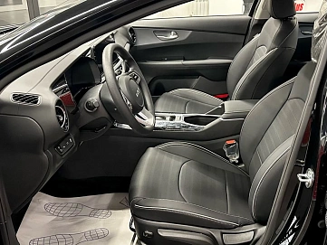 Kia K3, 2025г, передний привод, вариатор