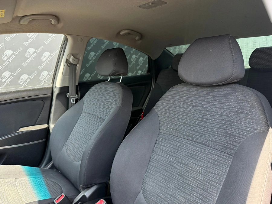 Hyundai Solaris, 2016г., передний привод, автомат