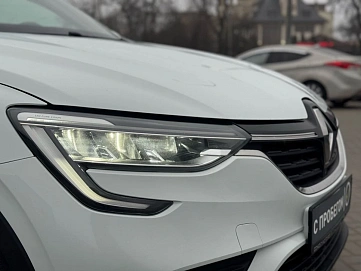 Renault Arkana, 2019г, передний привод, вариатор