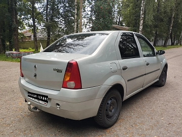 Renault Logan, 2008г, передний привод, механика