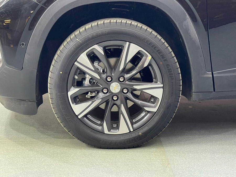 Chevrolet Tracker, 2023г., передний привод, автомат