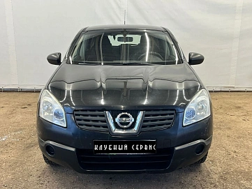 Nissan Qashqai, 2009г, передний привод, механика