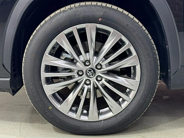 Toyota Highlander, 2025г, полный привод, автомат
