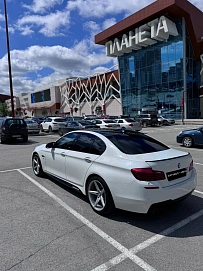 BMW 5 серии, 2014г, задний привод, автомат