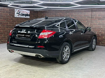 Honda Crosstour, 2013г, передний привод, автомат