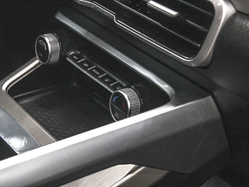 Geely Coolray, 2021г, передний привод, робот