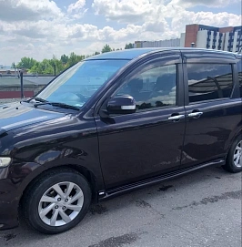 Toyota Sienta, 2011г, передний привод, вариатор