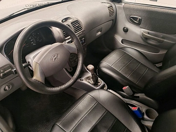 Hyundai Accent, 2003г, передний привод, механика