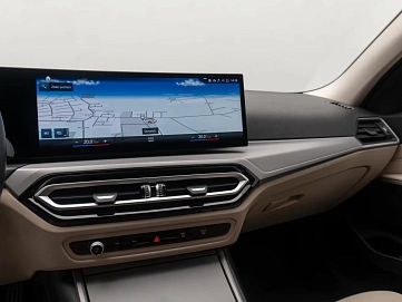 BMW 3 серии, 2022г, задний привод, автомат