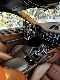 Porsche Cayenne, 2019г, полный привод, автомат