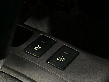 Hyundai Sonata, 2003г, передний привод, автомат