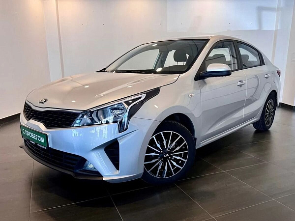 Kia , 2020г., передний привод, автомат