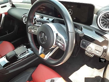 Mercedes-Benz CLA, 2023г, передний привод, робот