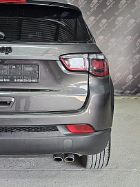 Jeep Compass, 2022г, передний привод, автомат
