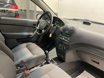 Chevrolet Aveo, 2010г, передний привод, механика