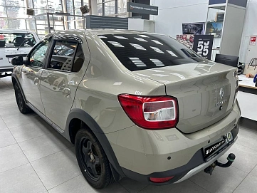 Renault , 2022г., передний привод, вариатор