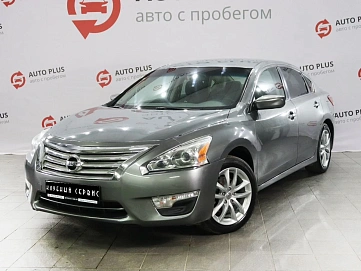 Nissan Altima, 2015г, передний привод, вариатор