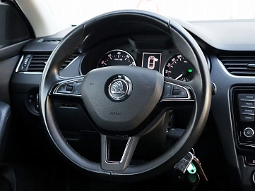Skoda Octavia, 2016г, передний привод, робот