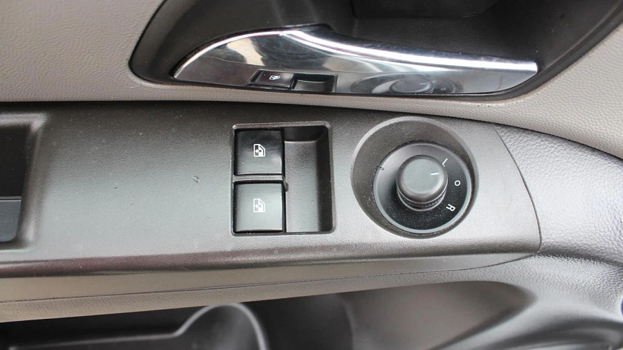 Chevrolet Cruze, 2012г., передний привод, механика