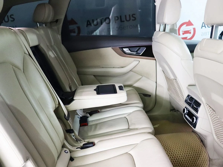 Audi Q7, 2016г., полный привод, автомат