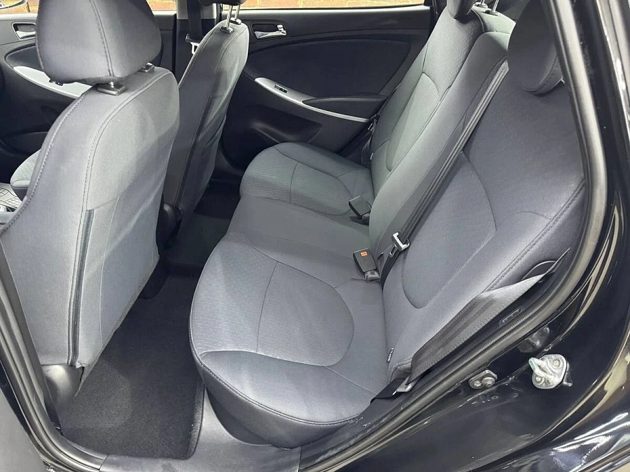 Hyundai Solaris, 2014г., передний привод, автомат