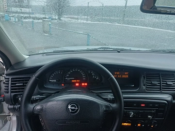 Opel Vectra, 2001г, передний привод, механика