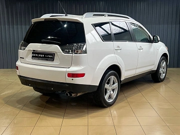 Mitsubishi Outlander, 2007г, полный привод, автомат